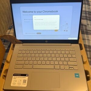 HP - 14" Chromebook - Intel Celeron N4500 2021 4GB Memory 64GB eMMC Modern Grey